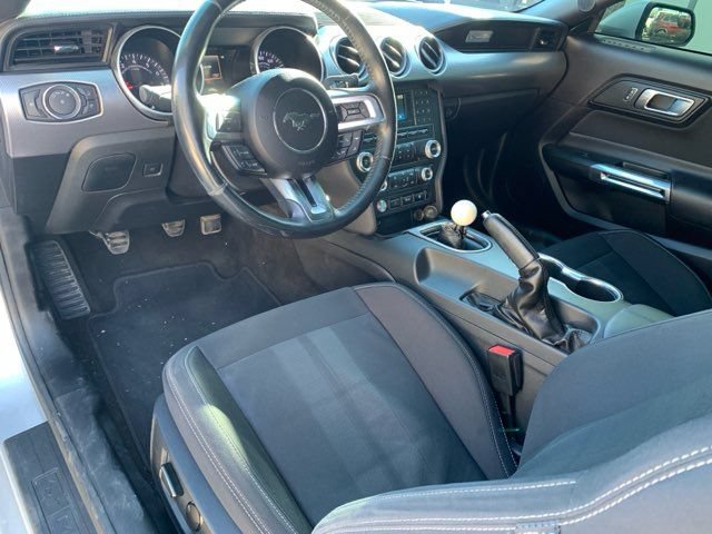 Used 2018 Ford Mustang GT RWD image 14