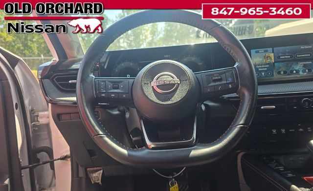 Used 2025 Nissan Kicks SR AWD/4WD image 8
