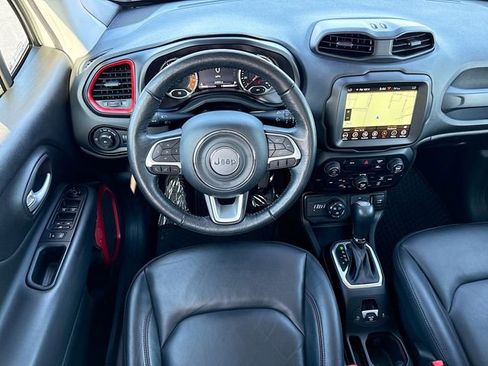 Used 2023 Jeep Renegade Trailhawk w/ Trailhawk Elite Group AWD/4WD image 21