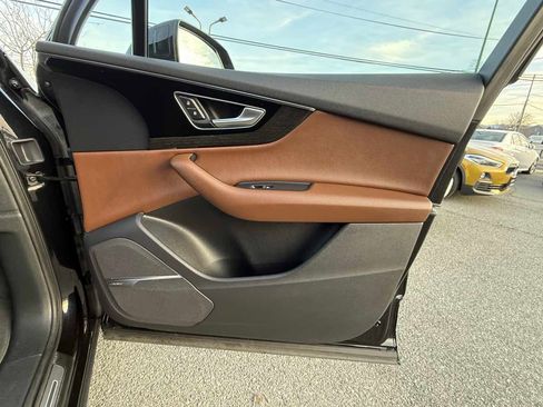 Used 2018 Audi Q7 3.0T Prestige w/ Prestige Package image 28