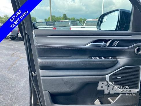 Used 2024 Jeep Wagoneer Series II AWD/4WD image 15