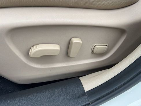 Used 2020 Nissan Rogue SV w/ Sun & Sound Touring Package image 31