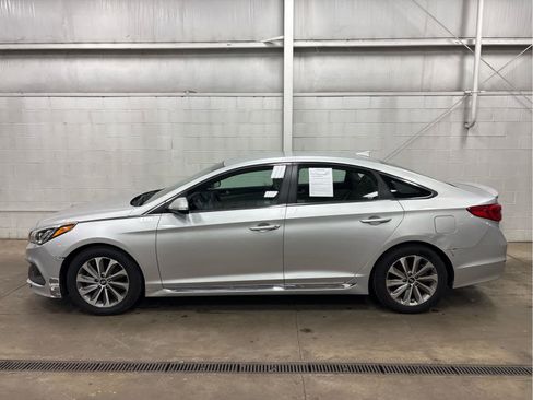 Used 2015 Hyundai Sonata Sport image 5