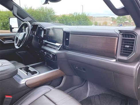 Used 2025 Chevrolet Silverado 2500 High Country w/ Technology Package image 29