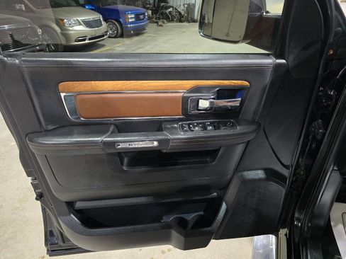 Used 2014 RAM 1500 Laramie Longhorn w/ Convenience Group image 31