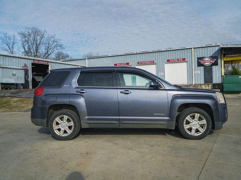 Used 2014 GMC Terrain SLE image 3