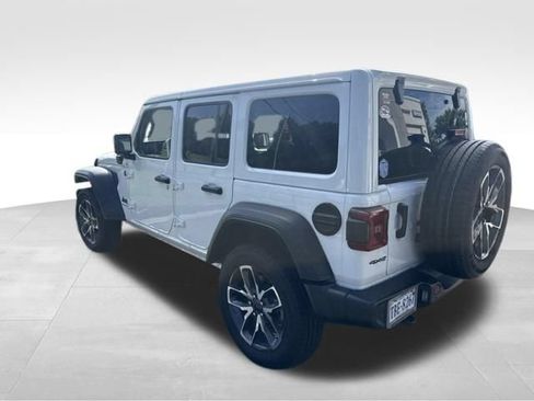 Used 2025 Jeep Wrangler Unlimited Sport S 4xe w/ Convenience Group AWD/4WD image 3