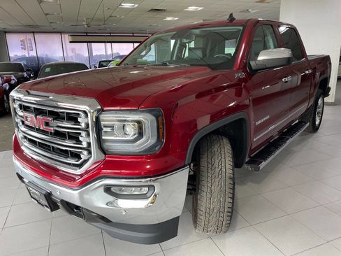 Used 2018 GMC Sierra 1500 SLT image 3