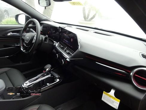 New 2026 Chevrolet Trax RS w/ Driver Confidence Package image 15