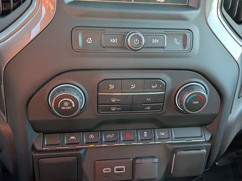 Certified 2025 Chevrolet Silverado 1500 Custom w/ Turbomax Blackout Package image 28