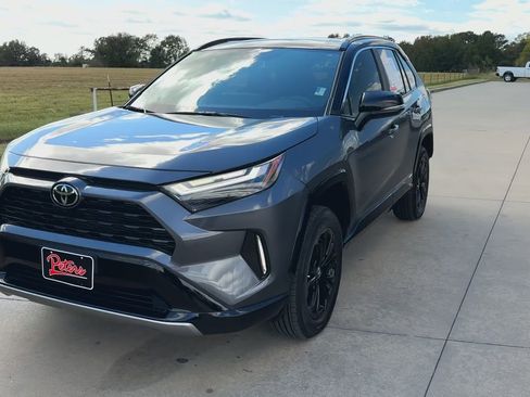 Used 2025 Toyota RAV4 XSE image 5