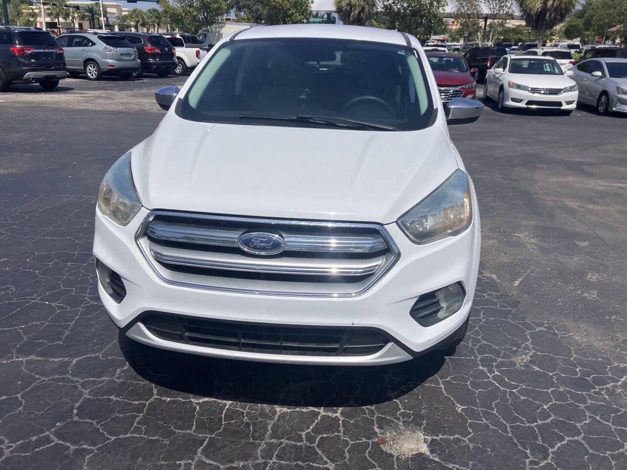 Used 2017 Ford Escape SE AWD/4WD image 7