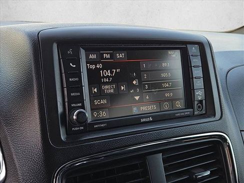 Used 2018 Dodge Grand Caravan GT FWD image 10