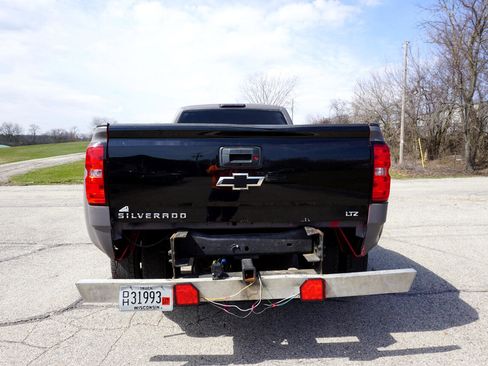 Used 2004 GMC Sierra 3500 4x4 Extended Cab w/ Heavy-Duty Power Package image 5