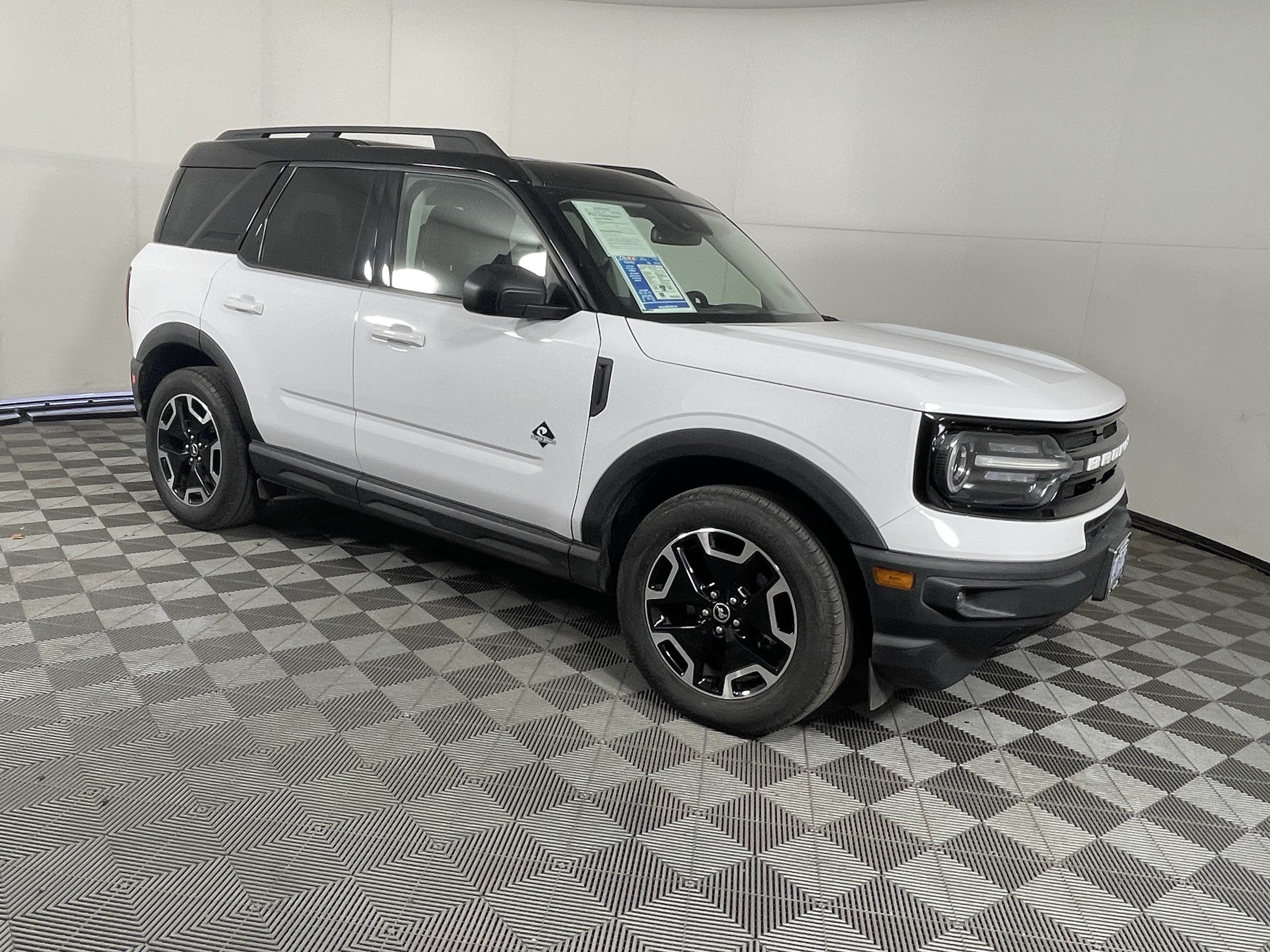 Used 2021 Ford Bronco Sport Outer Banks w/ Outer Banks Package AWD/4WD image 7
