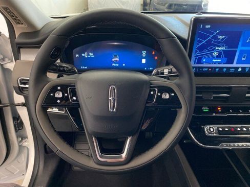 New 2025 Lincoln Corsair AWD w/ Equipment Group 101A image 39