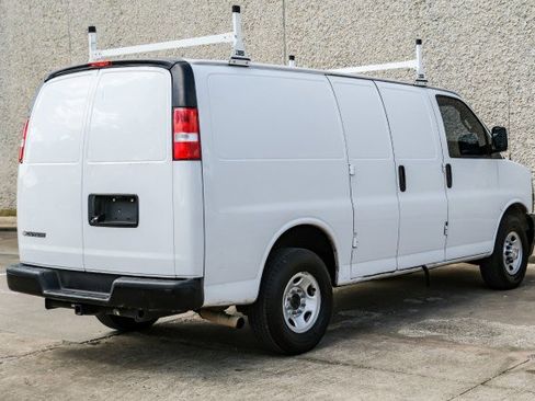 Used 2020 Chevrolet Express 2500 w/ Driver Convenience Package image 8