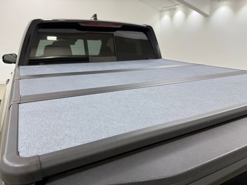 Used 2021 Honda Ridgeline Black Edition image 9