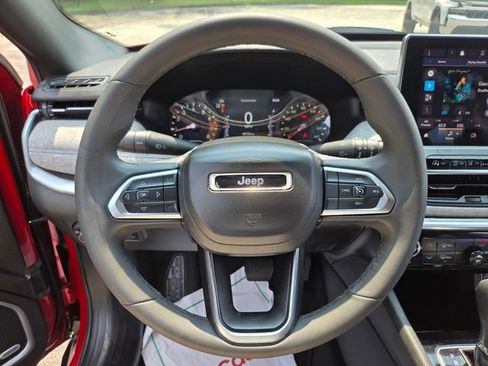 Used 2024 Jeep Compass Latitude w/ Sun and Sound Group AWD/4WD image 34
