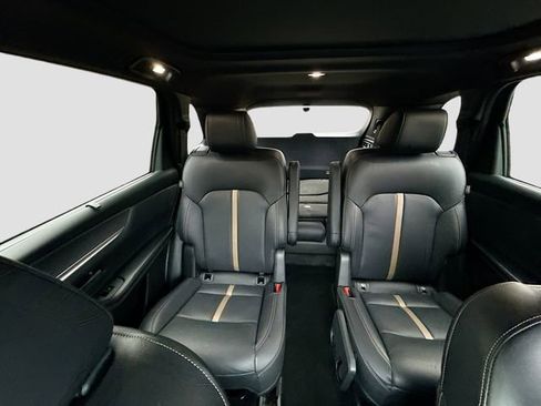 Certified 2025 MAZDA CX-90 3.3 Turbo w/ Premium Plus Pkg image 27