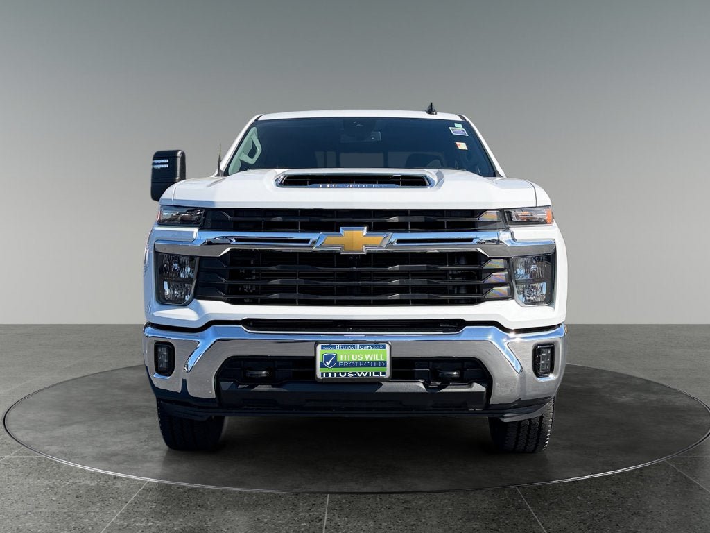 Used 2024 Chevrolet Silverado 2500 LT w/ All Star Edition AWD/4WD image 2