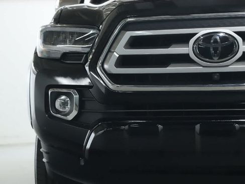 Certified 2023 Toyota Tacoma Limited AWD/4WD image 6