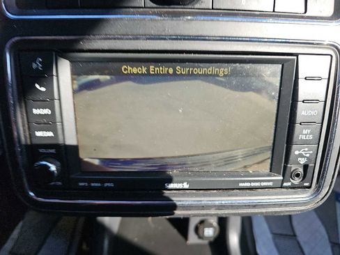 Used 2010 Dodge Journey R/T w/ Flexible Seating Group image 23