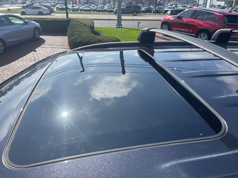 Used 2025 Kia Telluride S image 13