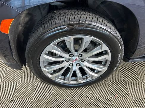 Used 2023 GMC Yukon Denali w/ Denali Reserve Package AWD/4WD image 11