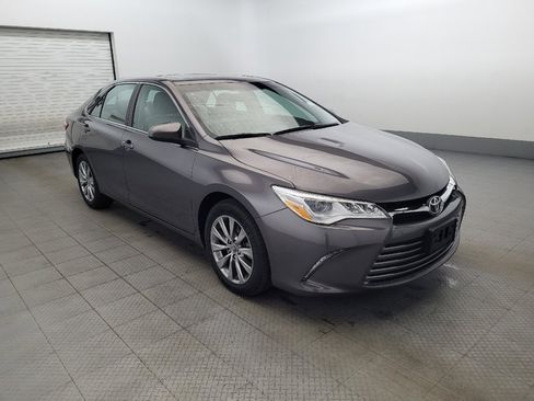 Used 2015 Toyota Camry XLE image 13
