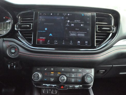 Used 2025 Dodge Durango R/T AWD/4WD image 32