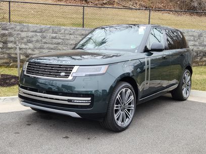 New 2025 Land Rover Range Rover SE