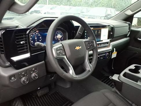 New 2026 Chevrolet Silverado 1500 LT AWD/4WD image 9