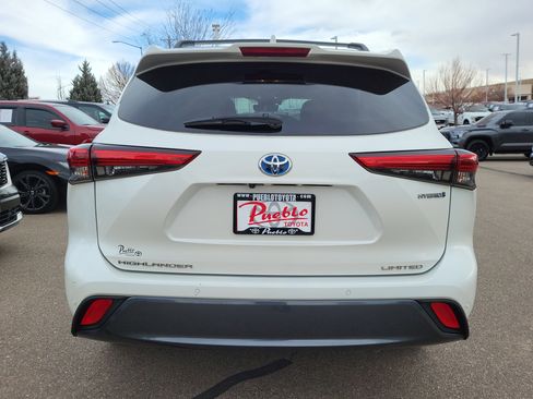 Used 2021 Toyota Highlander Limited image 13