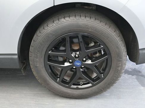 Used 2021 Ford Edge SEL w/ Convenience Package FWD image 16