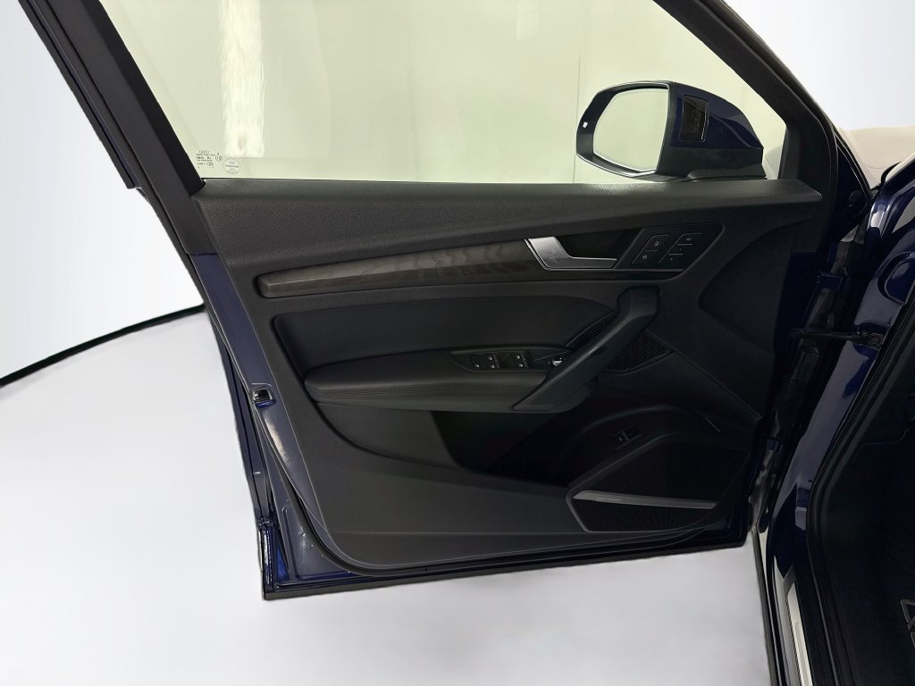 Used 2018 Audi Q5 Prestige w/ Prestige Package AWD/4WD image 24
