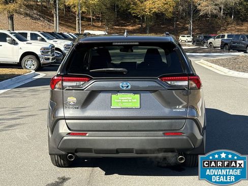 Used 2023 Toyota RAV4 LE image 4