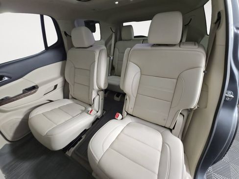 Certified 2021 GMC Acadia Denali w/ Denali Ultimate Package AWD/4WD image 20
