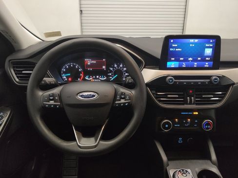 Used 2021 Ford Escape SE image 22