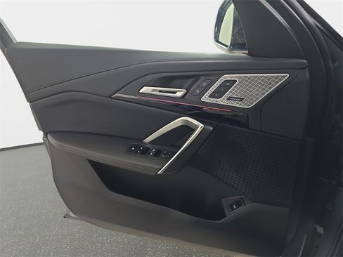 Used 2025 BMW X1 M35i w/ Premium Package image 29