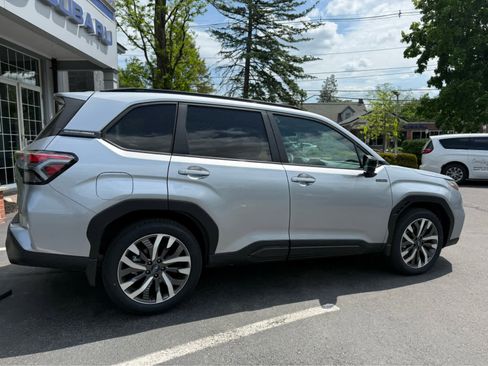 New 2026 Subaru Forester Touring AWD/4WD image 4
