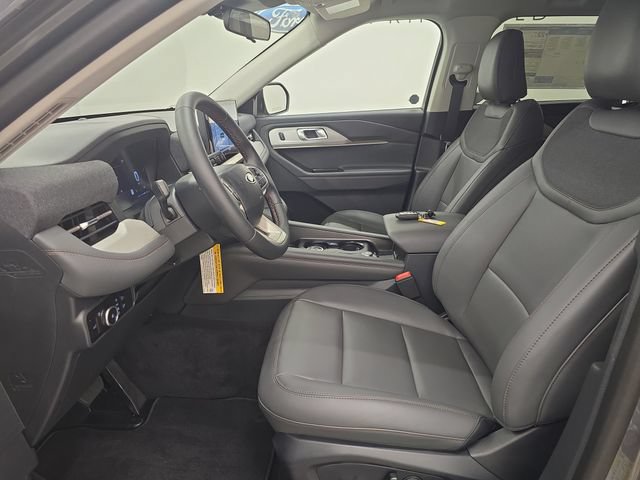 New 2026 Ford Explorer Active w/ Active Comfort Package AWD/4WD image 25