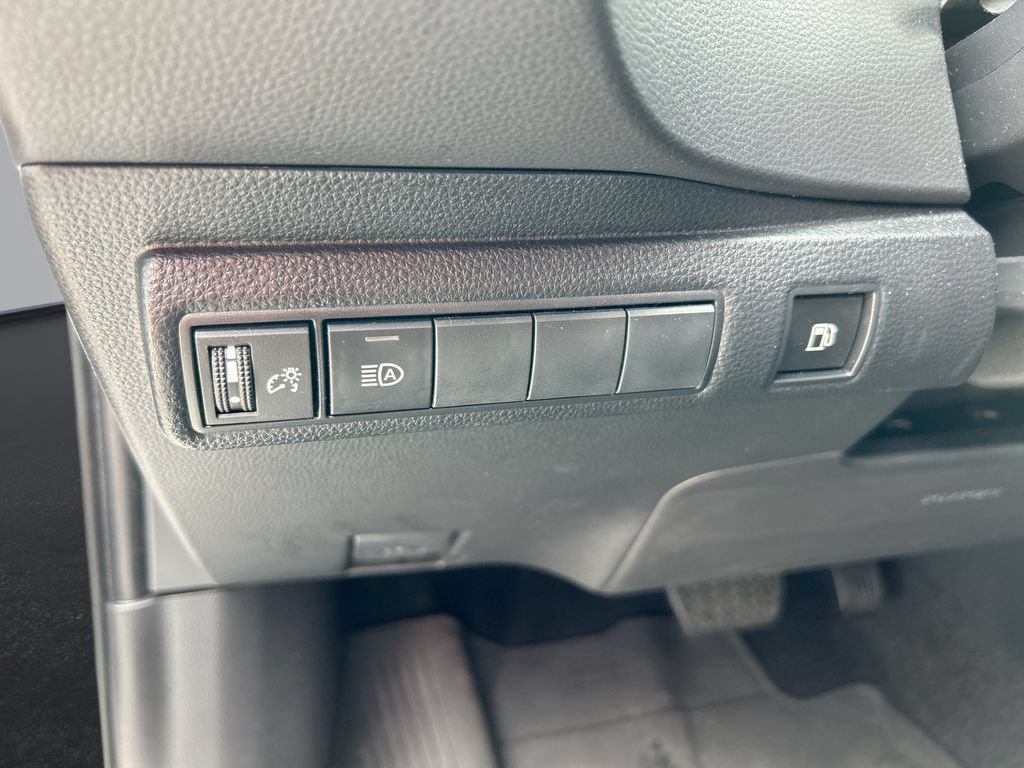 Certified 2026 Toyota Corolla LE FWD image 13