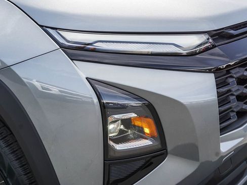 New 2026 Chevrolet Equinox LT w/ Midnight Edition FWD image 10