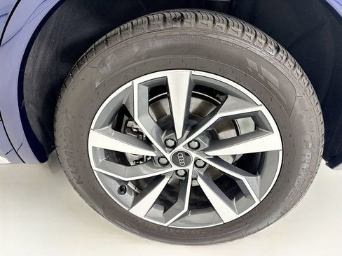 Certified 2025 Audi Q5 2.0T Premium Plus w/ Premium Plus Package AWD/4WD image 30