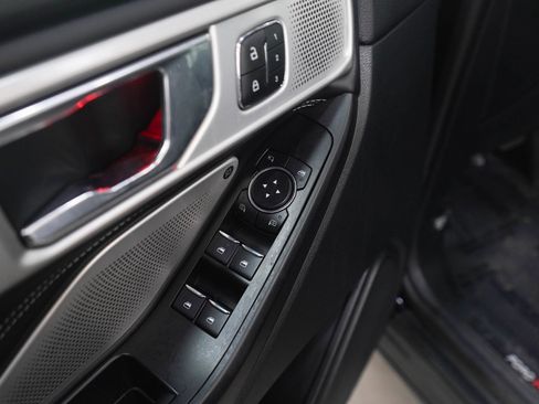 Used 2020 Ford Explorer ST w/ Premium Technology Package image 23