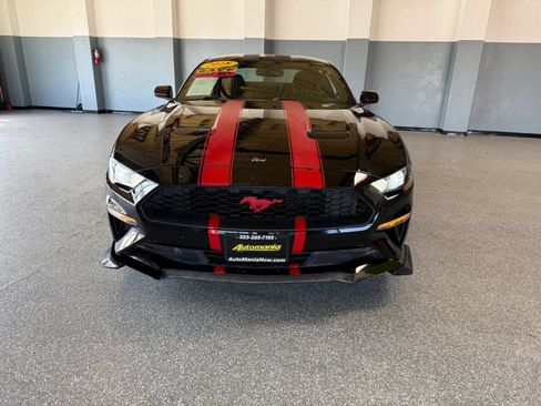 Used 2018 Ford Mustang Coupe w/ Black Accent Pkg RWD image 2
