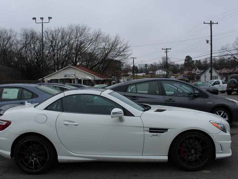 Used 2012 Mercedes-Benz SLK 350 image 4