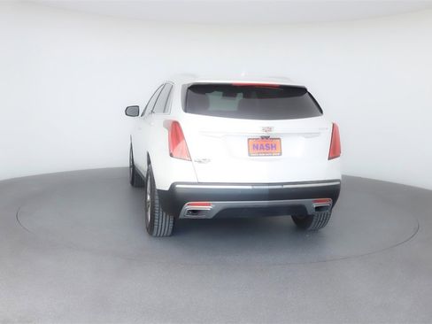 Used 2022 Cadillac XT5 Premium Luxury w/ Technology Package image 5