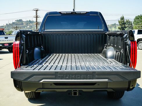 New 2026 Toyota Tundra SR5 w/ SR5 Convenience Package AWD/4WD image 12